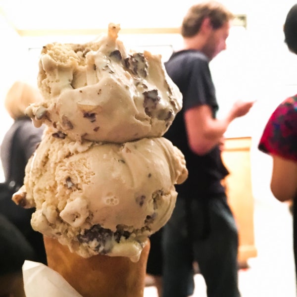Photo taken at Ici Ice Cream by Chris on 9/24/2017