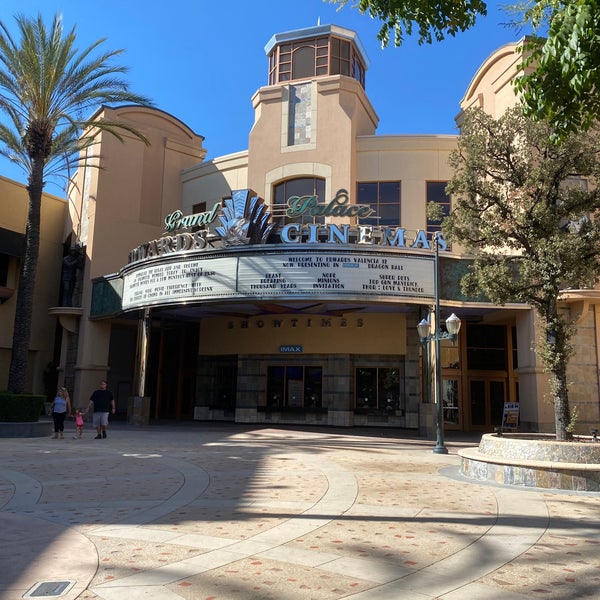 Regal Edwards Valencia & IMAX Newhall 42 tips de 3071 visitantes