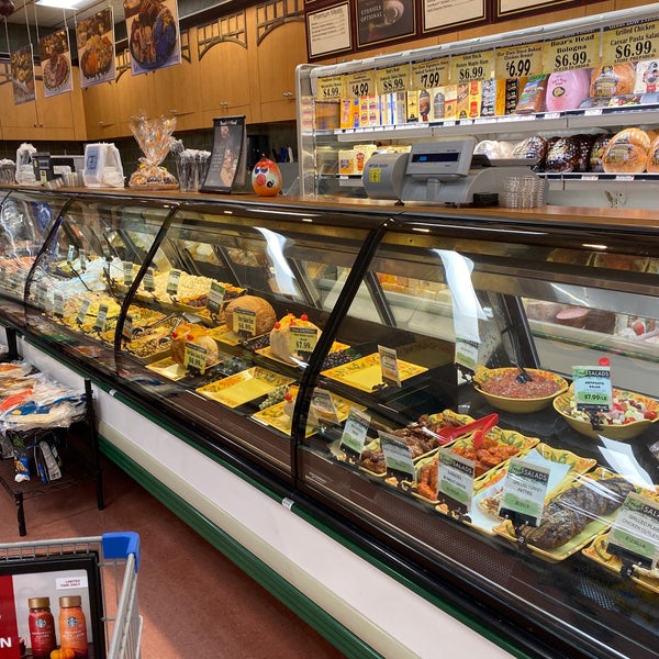 Foodtown 1368 Peninsula Blvd