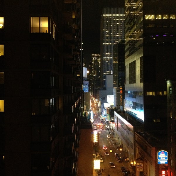 4/27/2013 tarihinde Jamieziyaretçi tarafından Hilton Garden Inn'de çekilen fotoğraf