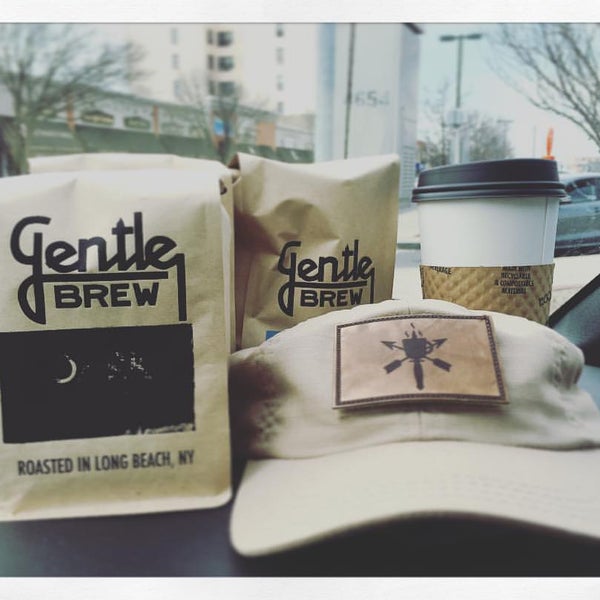 Снимок сделан в Gentle Brew Coffee Roasters пользователем Patrick D. 3/10/2016
