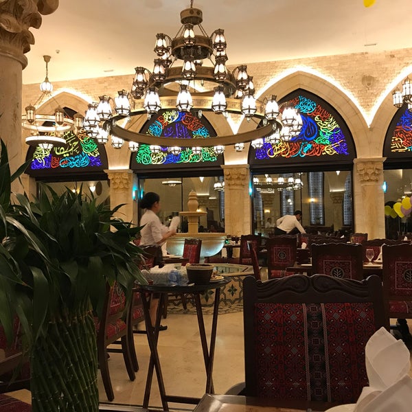 Das Foto wurde bei Ard Canaan Restaurant von Abdulrahman A. am 4/1/2017 aufgenommen