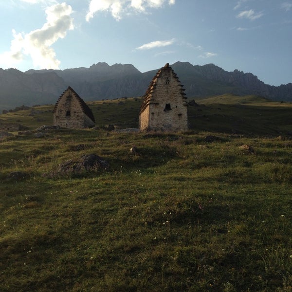 город мертвых сатисфакция