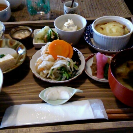 やさい料理とお茶 小森 10人の訪問者