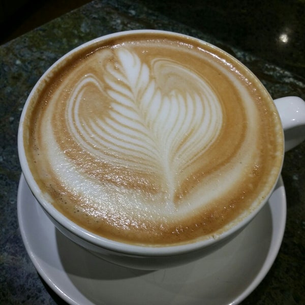 11/8/2014にJudith S.がAlaska Coffee Roasting Co.で撮った写真