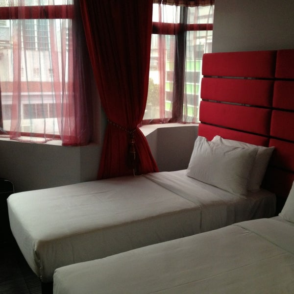 A brand new hotel in the centre of KL. Rooms are clean and stylish. WiFi is weak, but acceptable. Recommend!