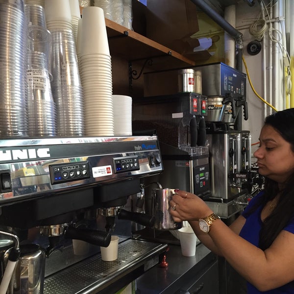 Photo taken at Amish Market Tribeca by Illine D. on 9/10/2016