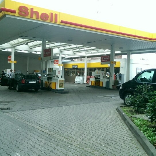 Shell Pempelfort Dusseldorf Nordrhein Westfalen