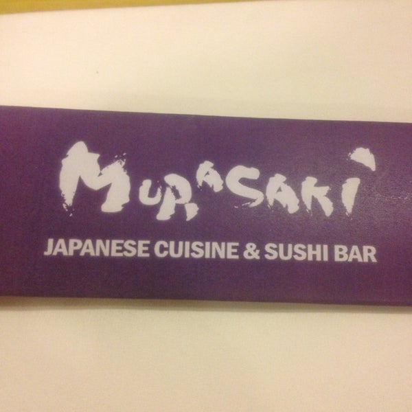Снимок сделан в Murasaki Restaurant and Sushi Bar пользователем Meagan H. 1/27/2013