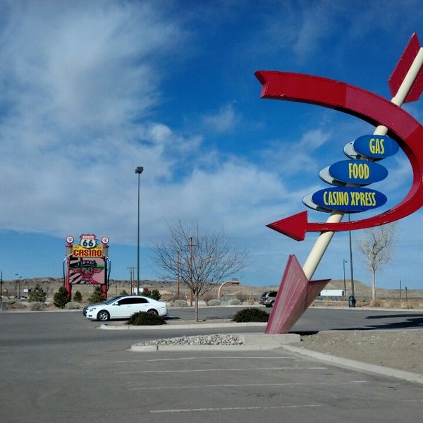 Das Foto wurde bei Route 66 Casino Hotel von theGoat am 2/17/2013 aufgenommen