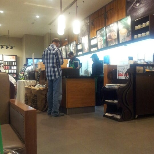 Photo taken at Starbucks by Zairil Z. on 1/15/2013