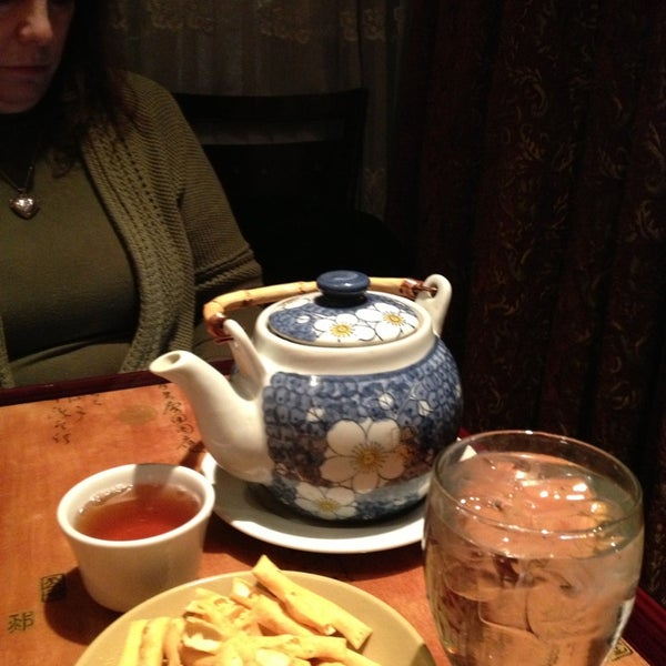 2/27/2013 tarihinde Kevin C.ziyaretçi tarafından T.S. Ma Chinese Cuisine'de çekilen fotoğraf