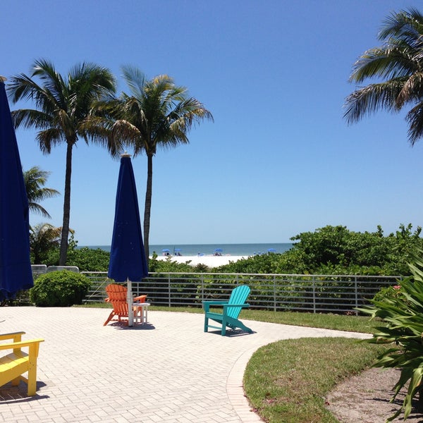 5/14/2013 tarihinde Leslie C.ziyaretçi tarafından Pink Shell Beach Resort and Marina'de çekilen fotoğraf