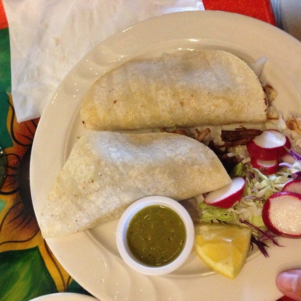 Photo taken at Anaya&#39;s Fresh Mexican Restaurant by Merissa B. on 5/24/2014