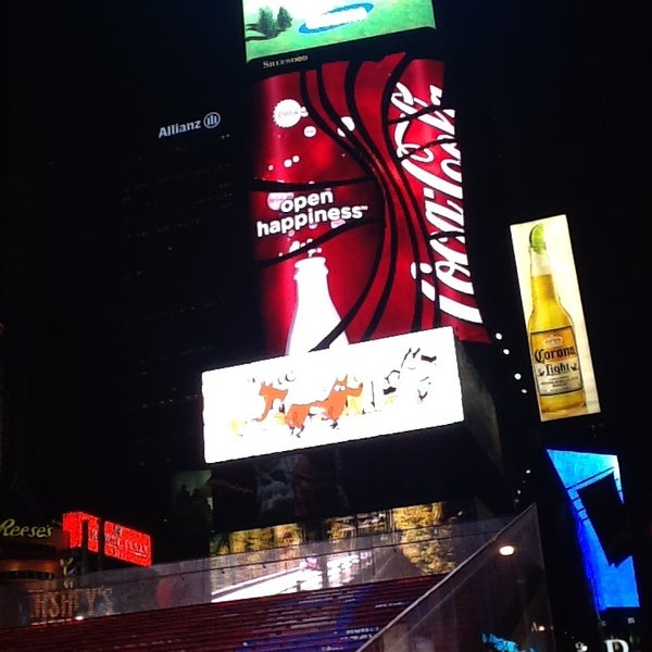 Photo taken at Broadway @ Times Square Hotel by Cecile D. on 1/15/2013
