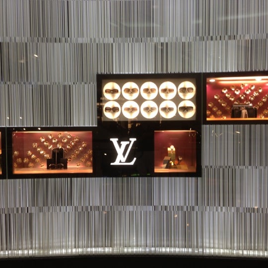 Louis Vuitton - malaysiaのブティック