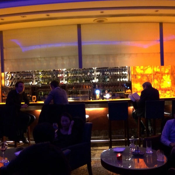 Q bar. Q bar