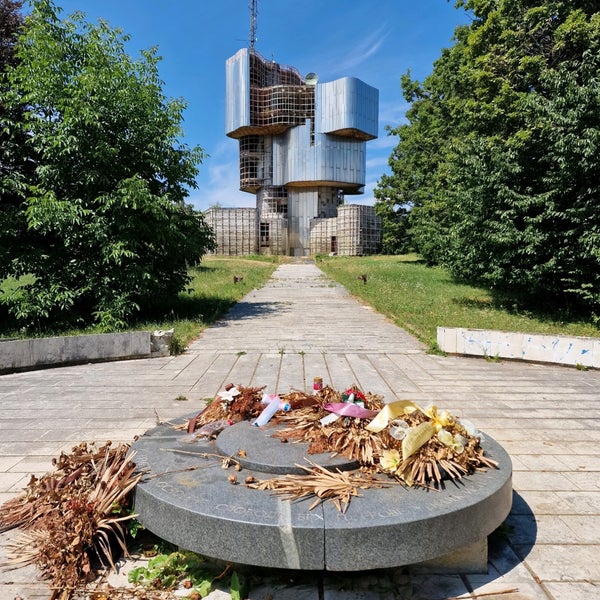 Petrova Gora Spomenik 1 tip from 57 visitors