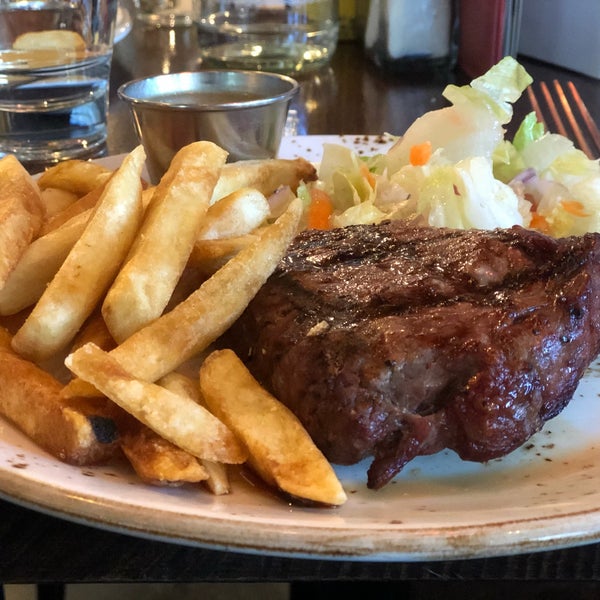 รูปภาพถ่ายที่ Hard Rock Cafe Sydney โดย Pukka เมื่อ 5/8/2019