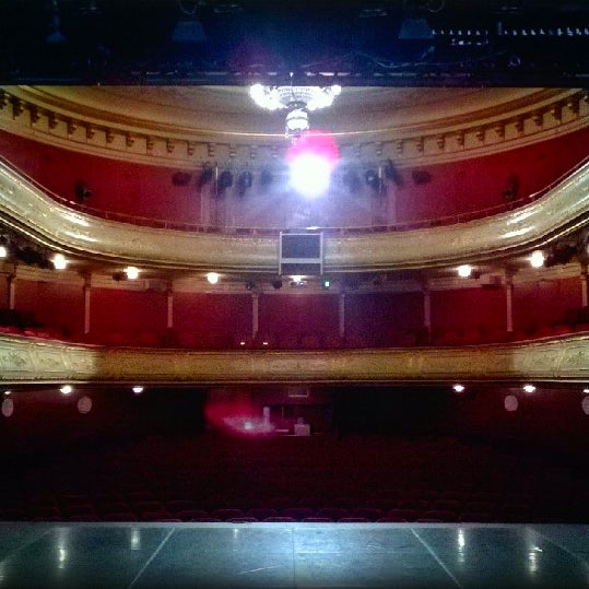 Foto scattata a Åbo Svenska Teater da Jerry W. il 5/8/2014