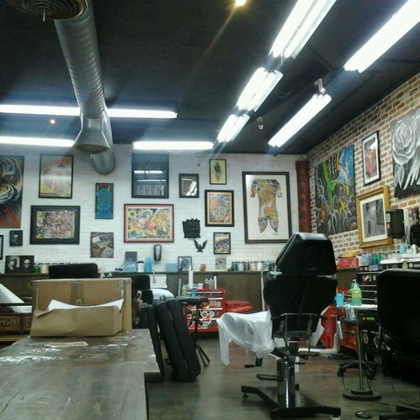 Surface tattoo studio münchen