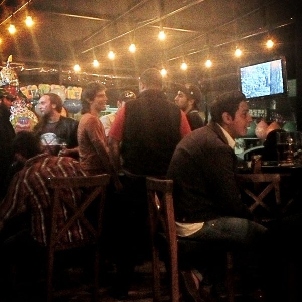Foto diambil di Jolly Roger Pub oleh Zonta pada 3/14/2013