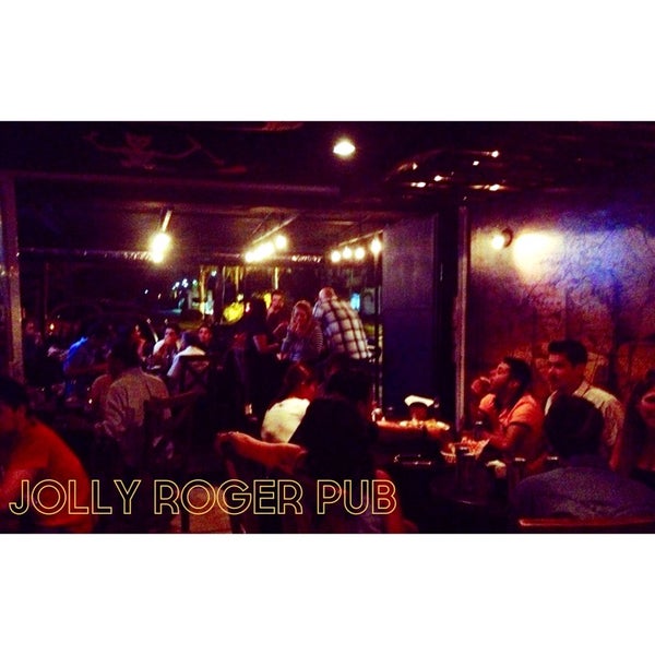 Photo taken at Jolly Roger Pub by Zonta on 8/16/2014