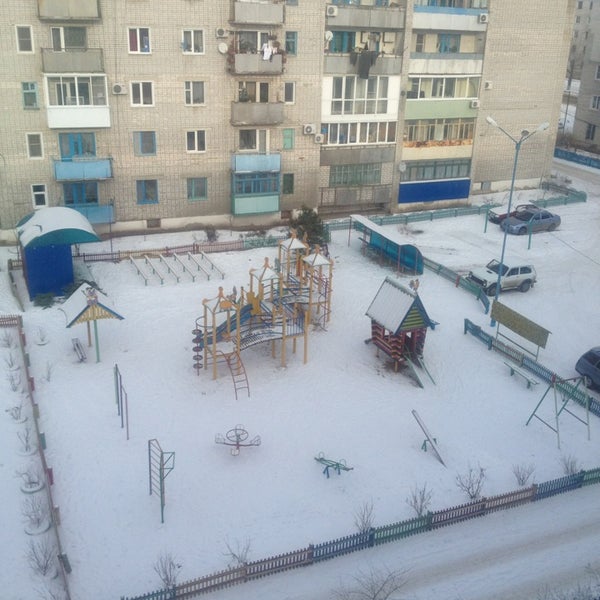 Два городка. Два городка