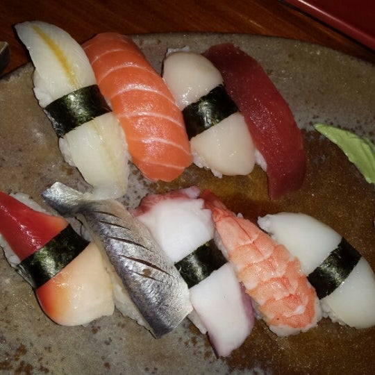 Foto tirada no(a) Kynoto Sushi Bar por Jordi G. em 3/14/2015