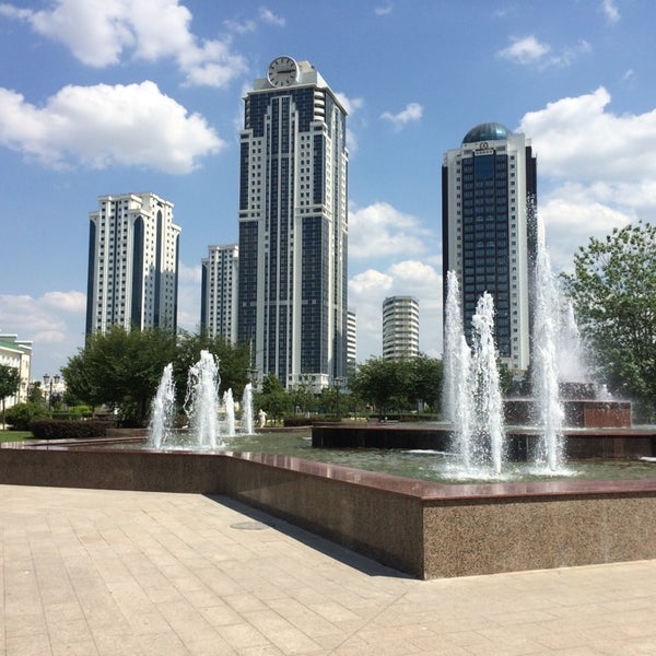 грозный сити 2023. рамзан кадыров. грозный-сити грозный. кадырова 3. кадырова 3.