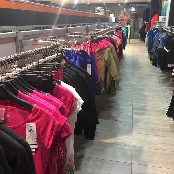 Desalentar esposas Diligencia Adidas Outlet - Grad Zagreb - Zagreb, Grad Zagreb