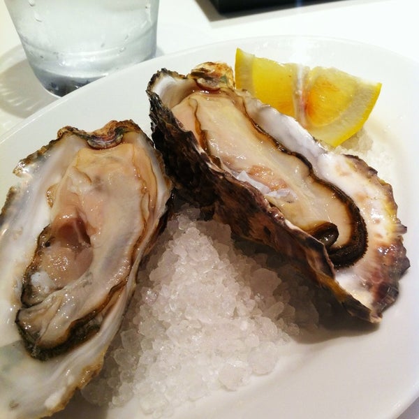 Photo taken at GUMBO &amp; OYSTER BAR by かじ on 6/1/2013