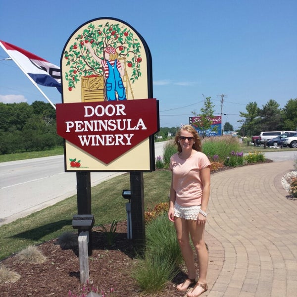 Das Foto wurde bei Door Peninsula Winery von Mike G. am 7/18/2013 aufgenommen