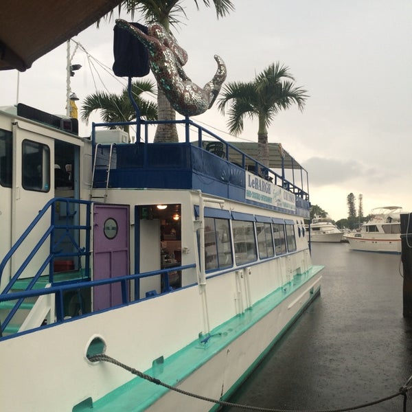 6/27/2014にDeva O.がLeBarge Tropical Cruisesで撮った写真