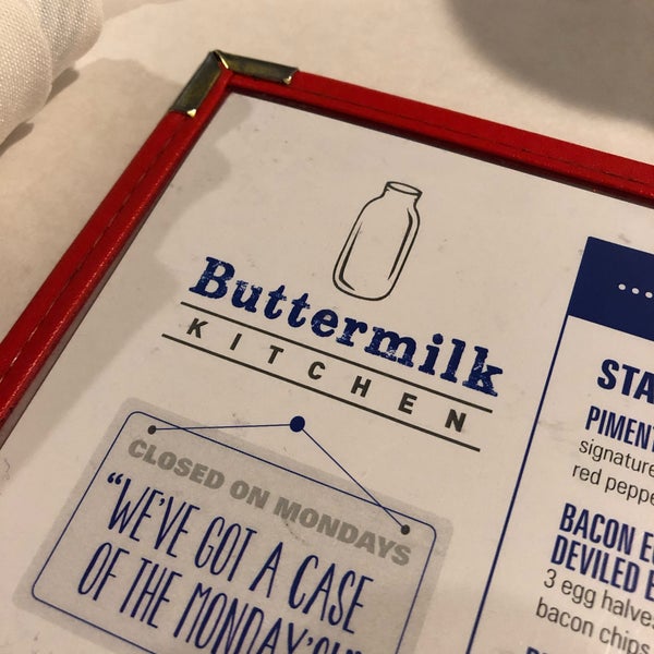 Foto diambil di Buttermilk Kitchen oleh Mark C. pada 11/23/2019
