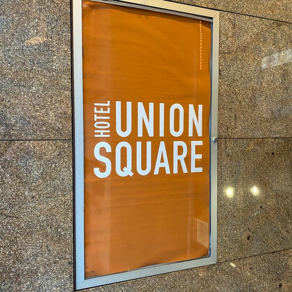 Das Foto wurde bei Hotel Union Square von Mark C. am 3/18/2020 aufgenommen