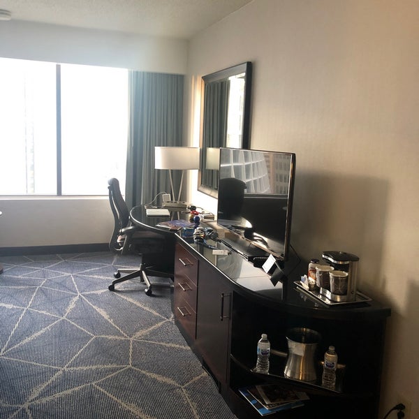 Foto diambil di Hilton Atlanta oleh Mark C. pada 11/20/2019