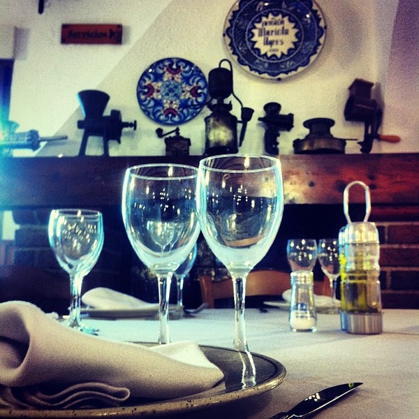 รูปภาพถ่ายที่ Restaurante Pensión Mariola โดย Salva S. เมื่อ 11/4/2012