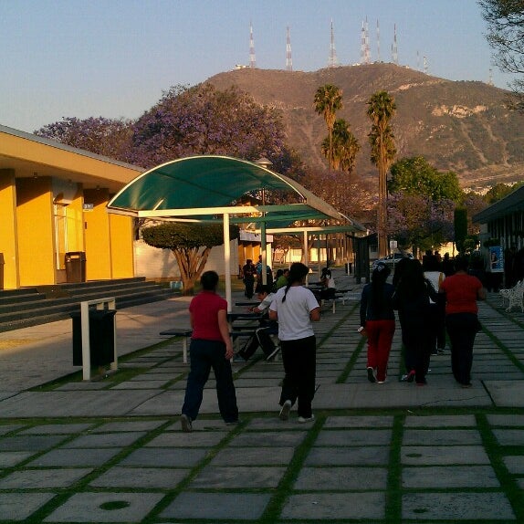 Fotos en Centro Escolar Benemérito de