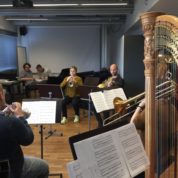 10/19/2019 tarihinde Liis J.ziyaretçi tarafından Musiikkitalo'de çekilen fotoğraf