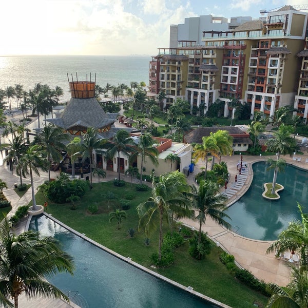 Foto tomada en Villa del Palmar Cancun Beach Resort &amp; Spa  por Jamie M. el 12/30/2018