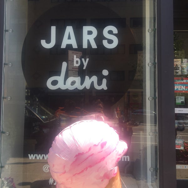 JARS by Dani Dessert Shop in New York