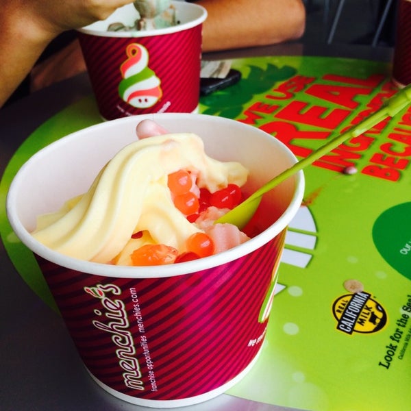 Photo taken at Menchie&#39;s by Deven B. on 6/12/2014