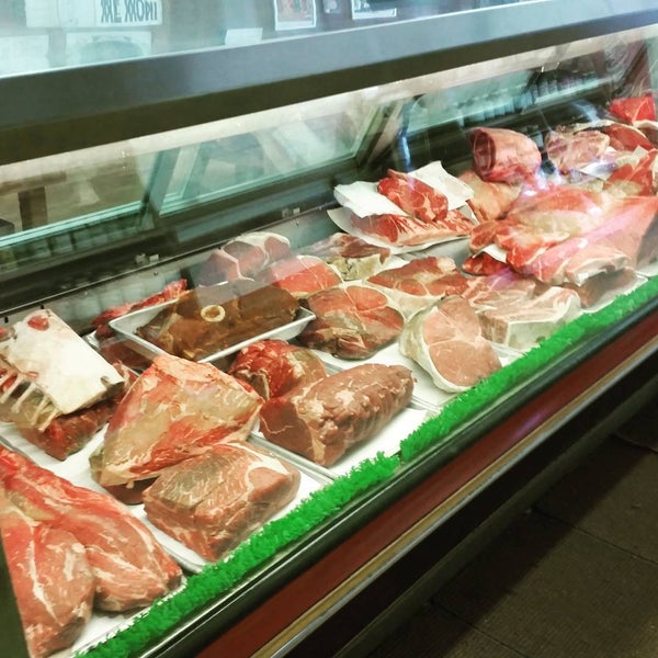 Photo taken at Rudolph&#39;s Market &amp; Sausage Factory by William R. on 7/31/2015