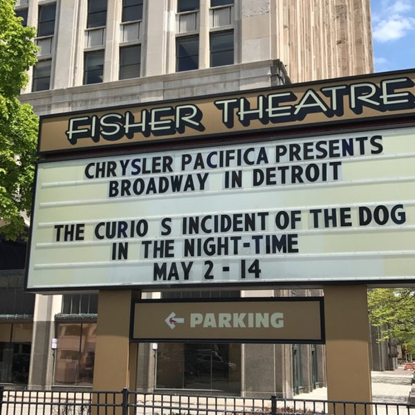 5/14/2017 tarihinde Nicole B.ziyaretçi tarafından Fisher Theater'de çekilen fotoğraf