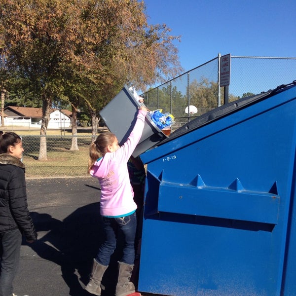 Photos at Desert Springs Elementary School 2 tips