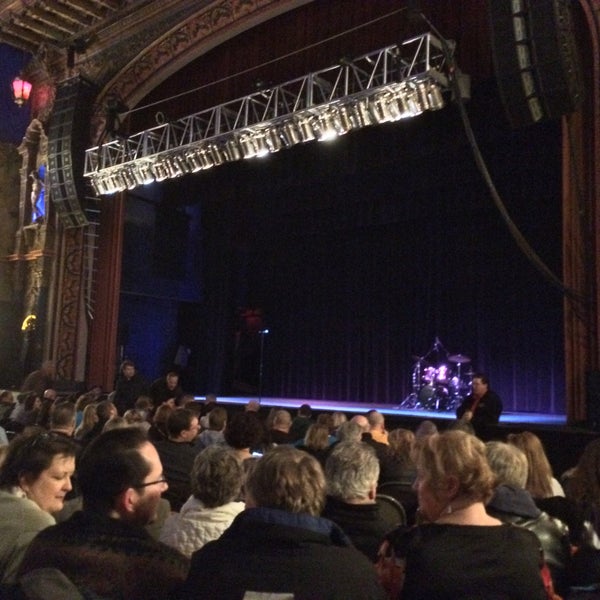 Photo taken at Kalamazoo State Theatre by Jeff M. on 1/1/2015
