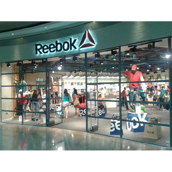 siesta rechazo divorcio Reebok Store - Zapatería en El Rosal