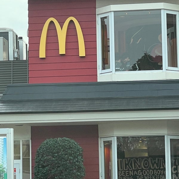 マクドナルド 長居公園通り店 住吉区 大阪市 大阪府
