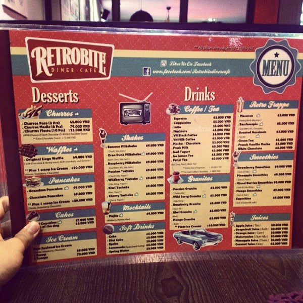 Foto diambil di Retrobite Diner Cafe oleh BenR pada 5/13/2013